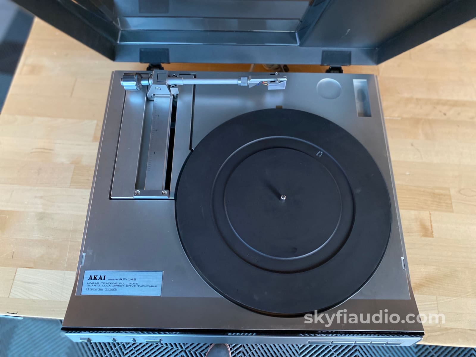 Akai Ap-L45 Linear Tracking Fully-Automatic Turntable - With New Sumiko Cartridge