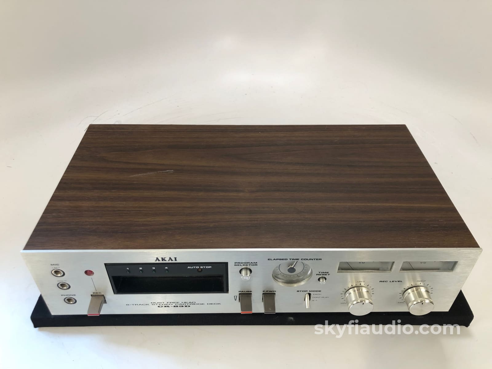 Akai CR-83D 8-Track Tape Player - Cool Retro Piece!