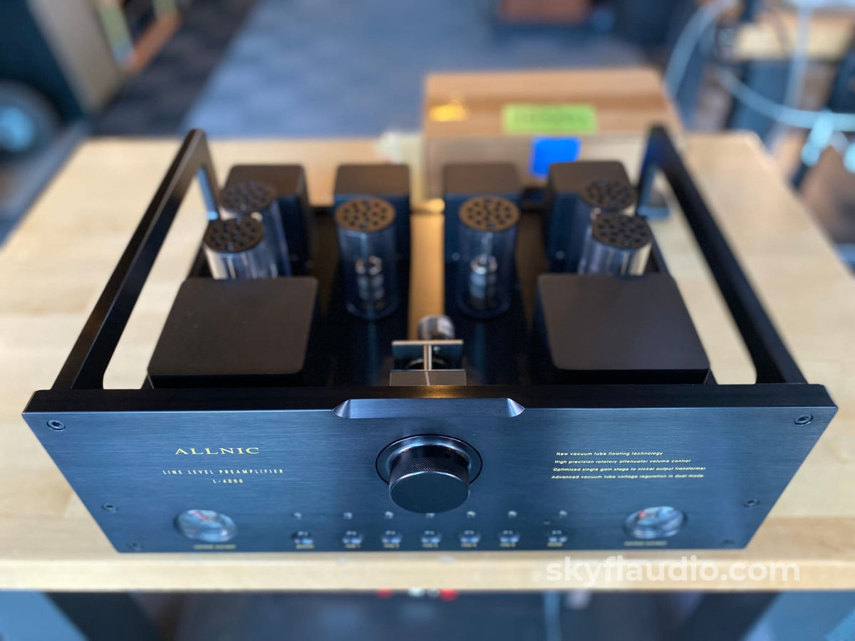 Allnic L4000 Line Stage Tube Preamp - A Tube Rollers Dream Preamplifier