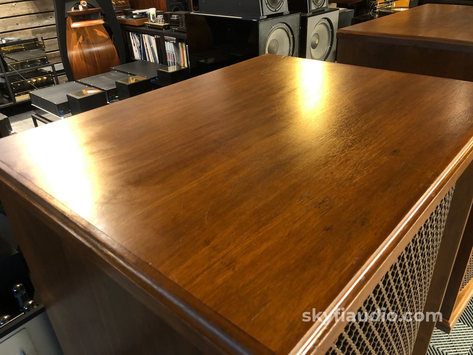 Altec Lansing Magnificent A7-500W-1 Speaker System - Voice Of The Theater Speakers