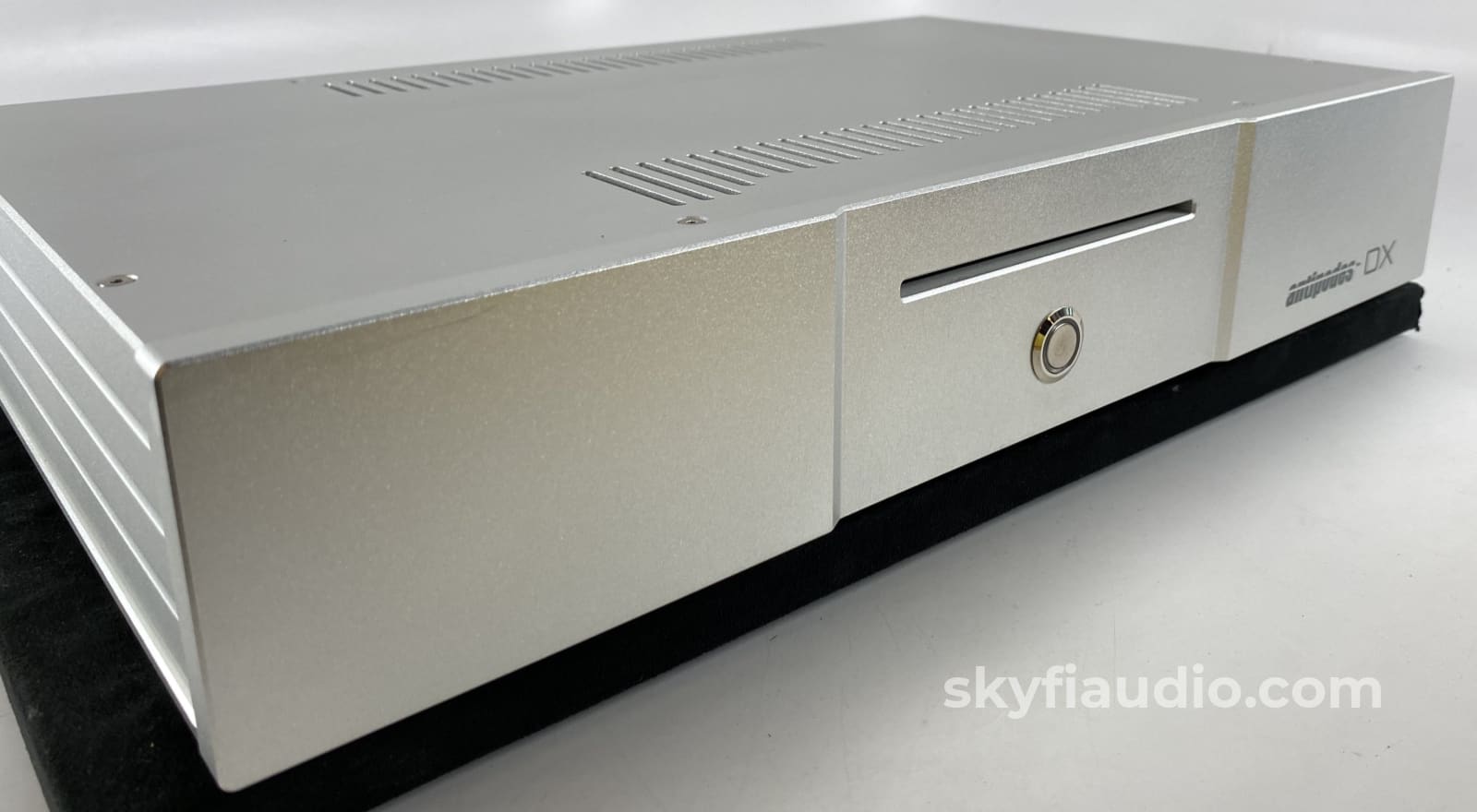 Antipodes Dx Media Streamer And Cd Ripper Preloaded With 20K Tracks! + Digital
