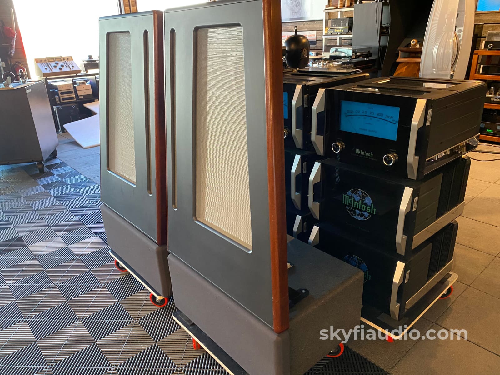 Apogee Stage Full Range Ribbon Speakers W/Matching Mini-Grand Subwoofers + Dax Crossover