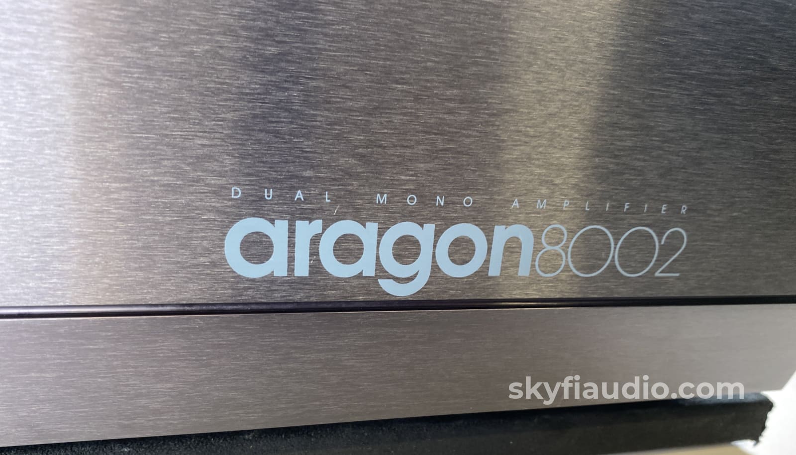 Aragon 8002 Vintage Dual Mono Solid State Amplifier