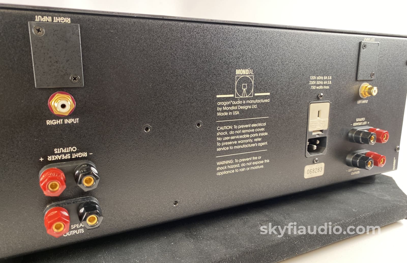 Aragon 8002 Vintage Dual Mono Solid State Amplifier