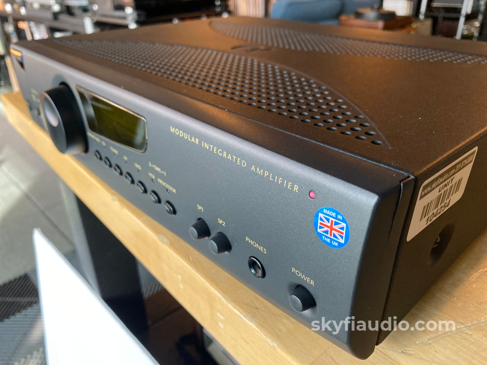 Arcam Alpha 10 Integrated Amplifier 100W X 2 (230V)