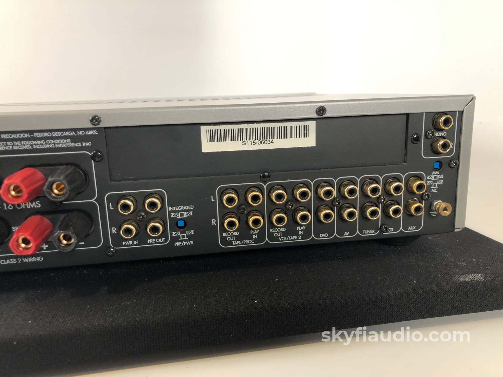 Arcam FMJ A32 Integrated Amplifier with MM/MC Phono