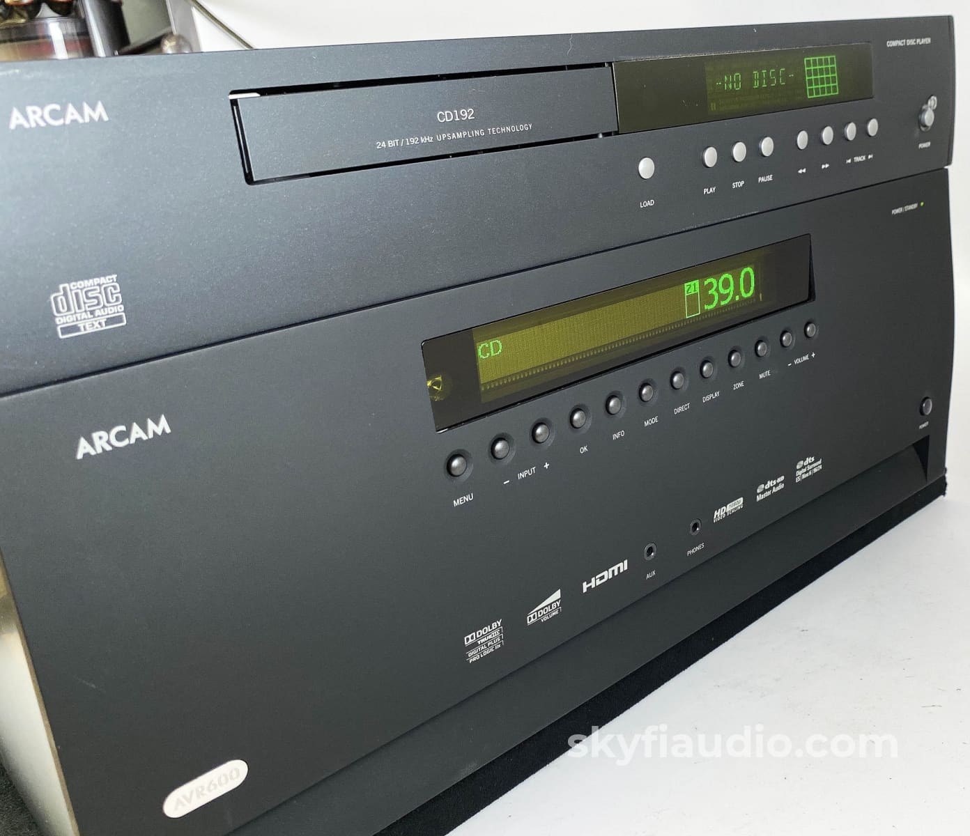 Arcam Fmj Avr600 Receiver With Free Matching Flagship Diva Cd Player! Integrated Amplifier