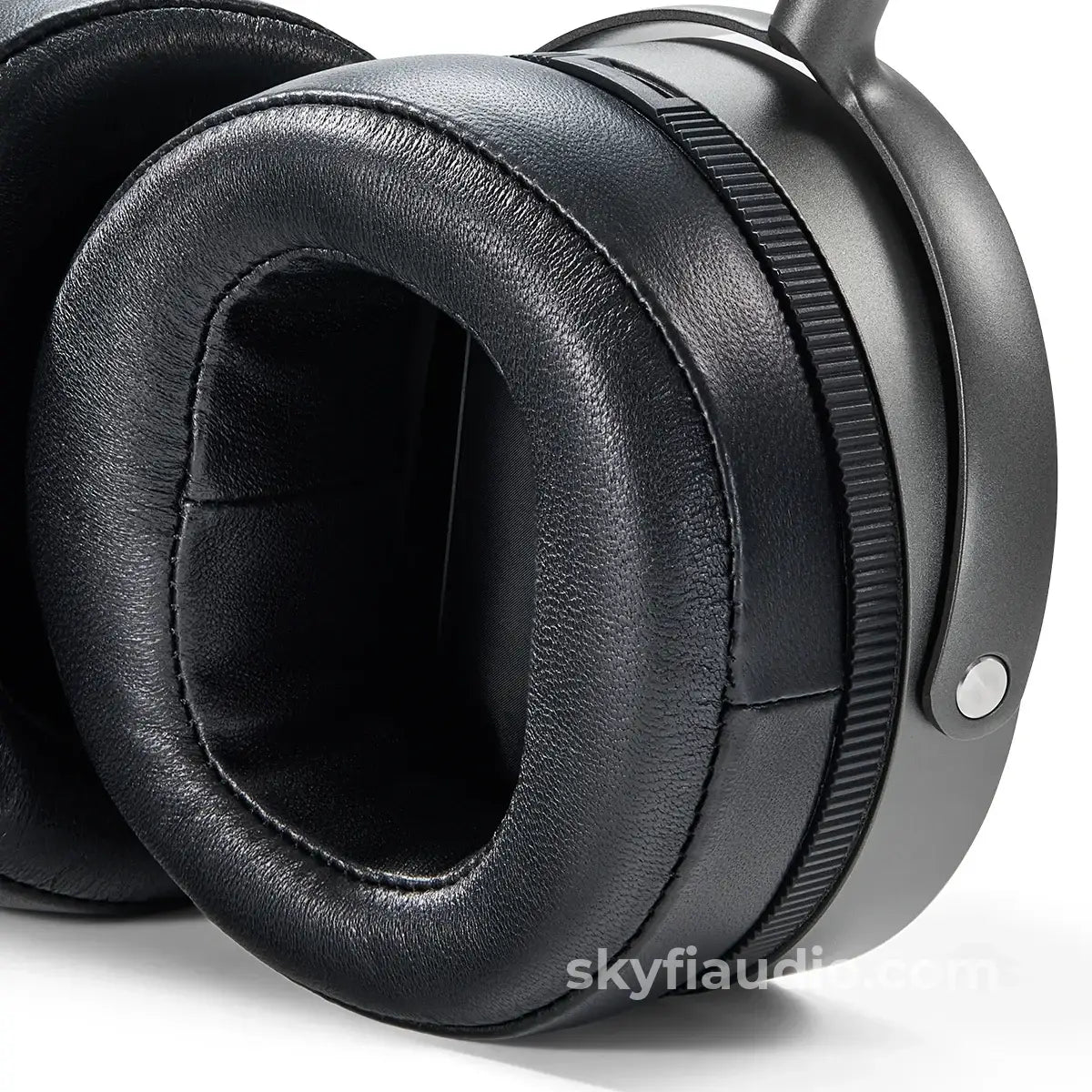 Audeze MM-520 Planar Magnetic Headphones - New - Headphones