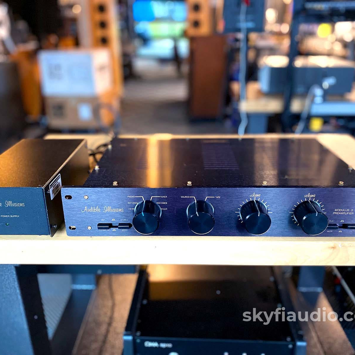 Audible Illusions Modulus 3A Tube Preamplifier with PHONO