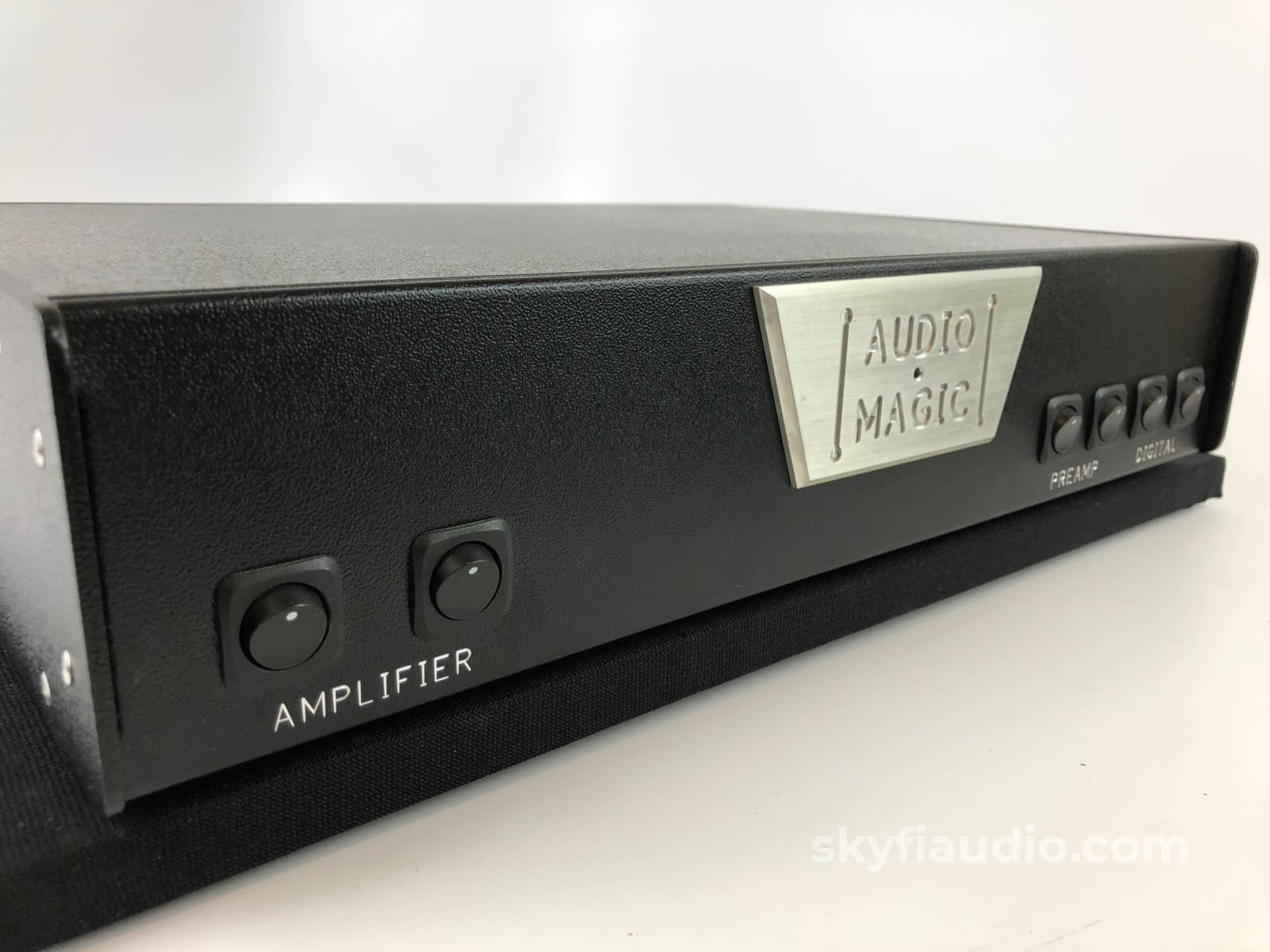 Audio Magic Stealth Xxx Power Conditioner - Great Reviews