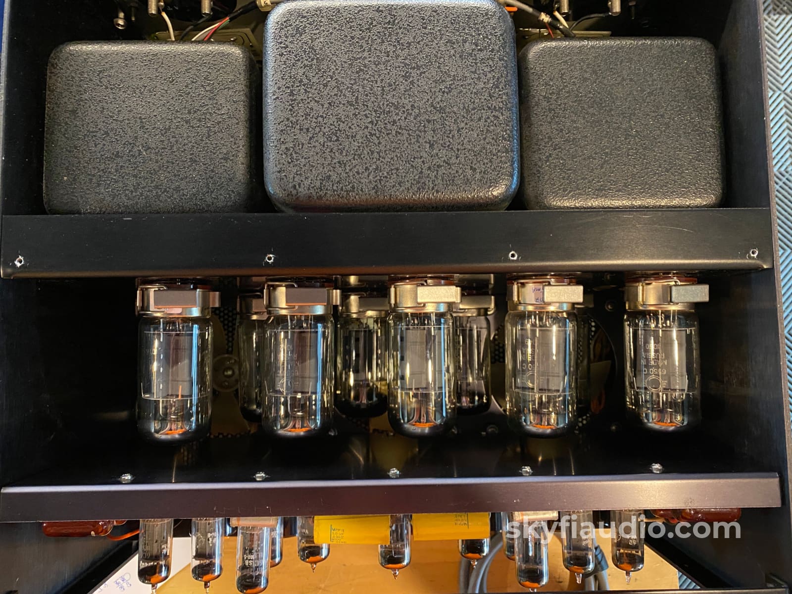 Audio Research D-150 Vintage Tube Amplifier- Uber Rare - Serviced Amplifier