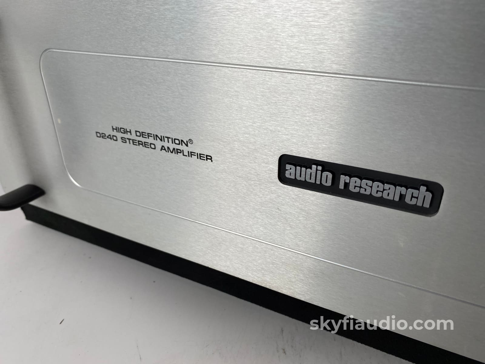 Audio Research D240 Solid State Amplifier