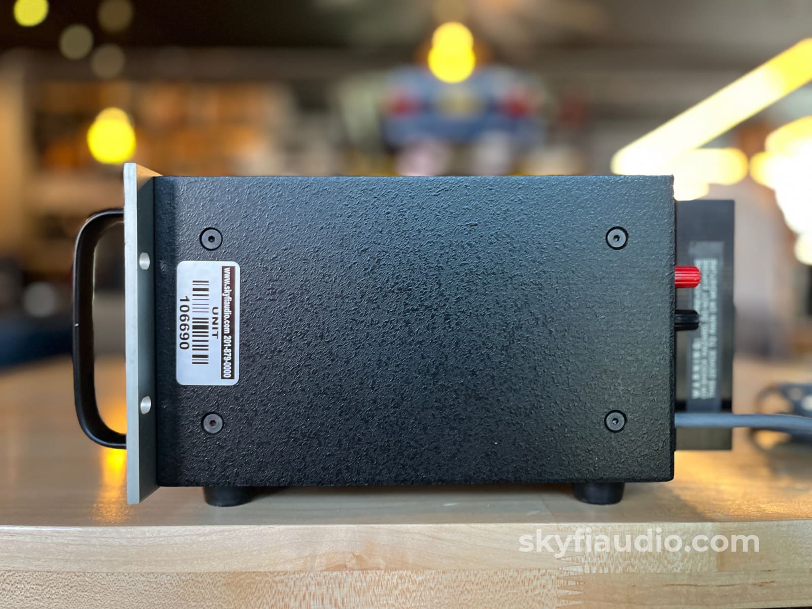 Audio Research D52 Vintage Solid State Amplifier Amplifier