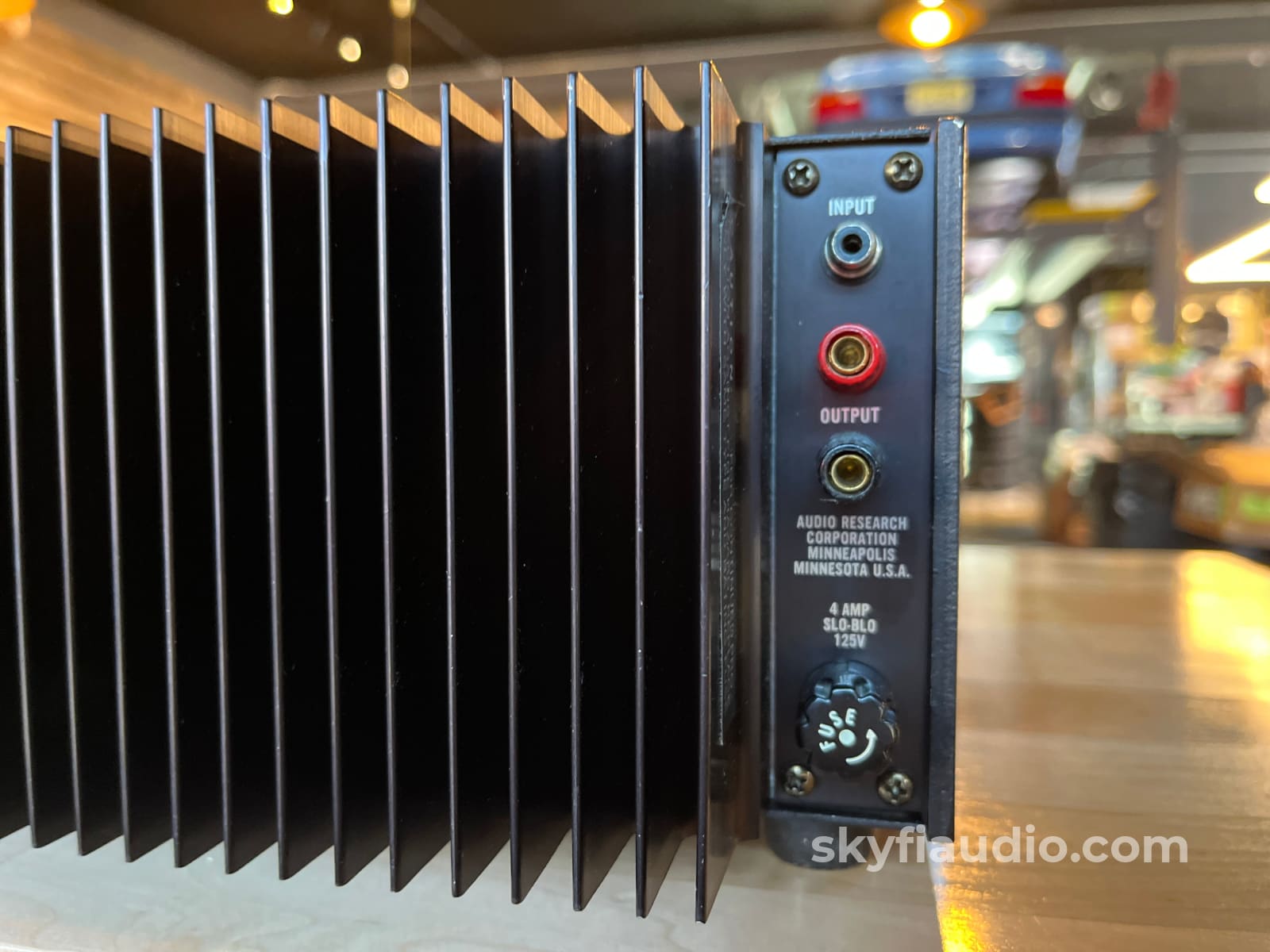 Audio Research D52 Vintage Solid State Amplifier Amplifier