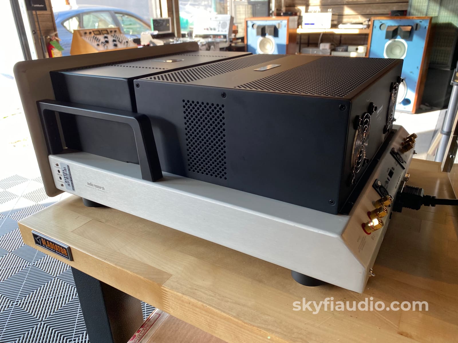 Audio Research Gs150 Tube Amplifier - Wow