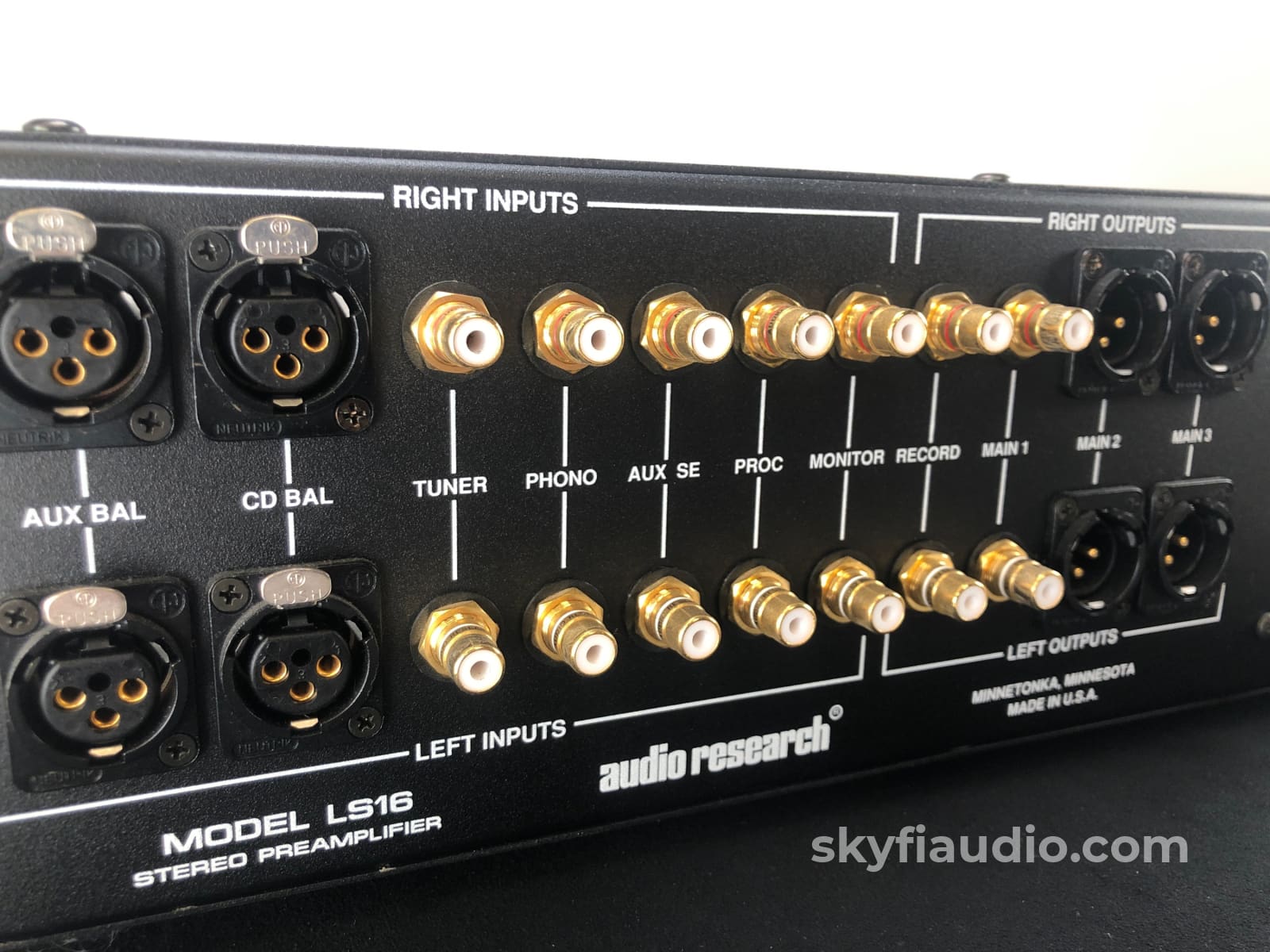 Audio Research Ls16 Tube Preamplifier - Rare 220V Version