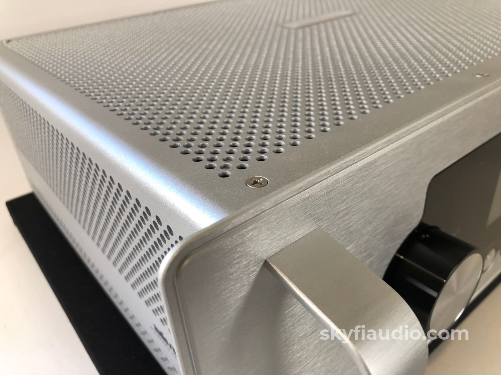 Audio Research Ls28 Tube Preamp - Like New And Still Under Warranty Preamplifier
