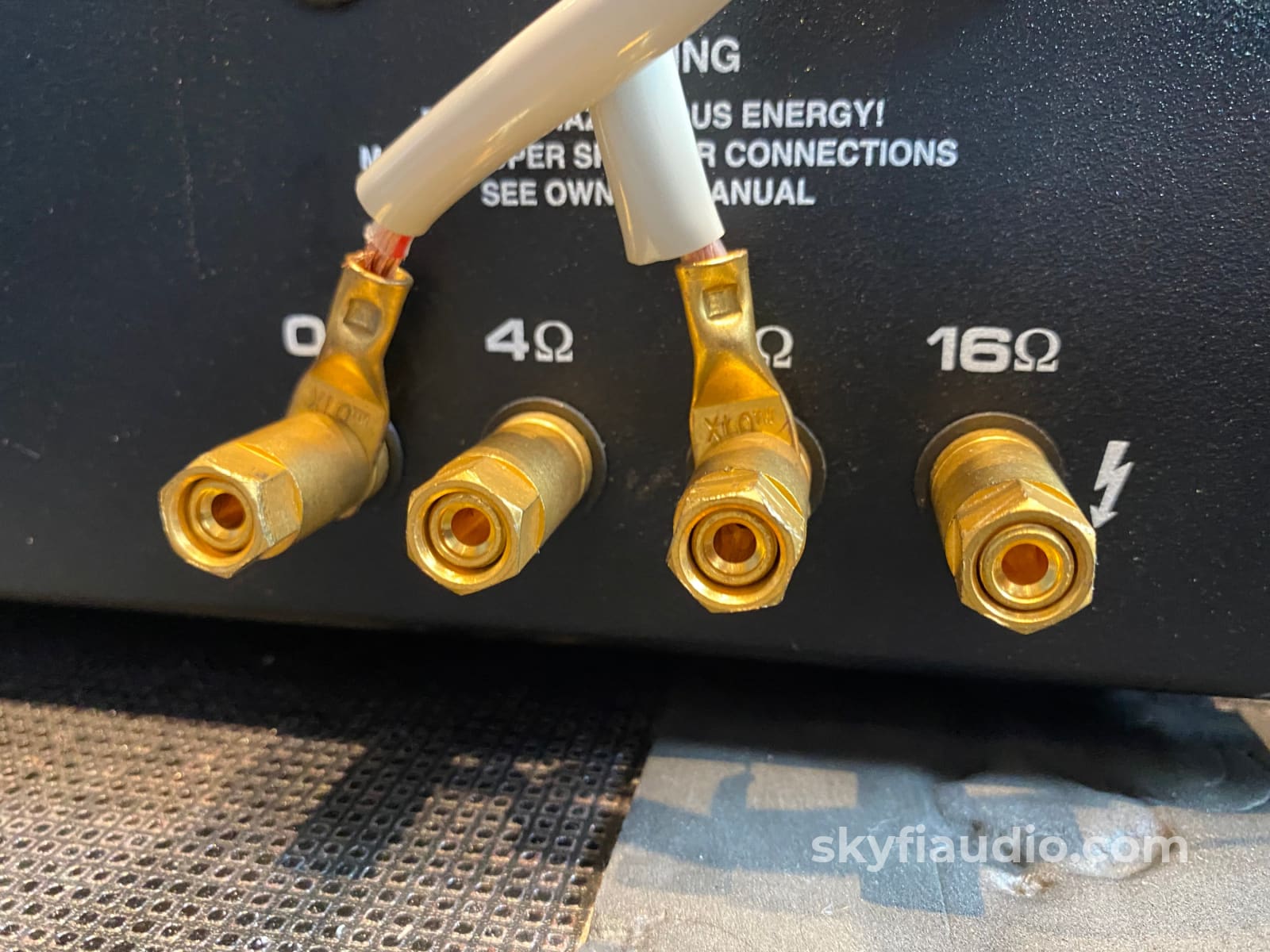 Audio Research Reference 210 Tube Monoblock Amplifiers Amplifier
