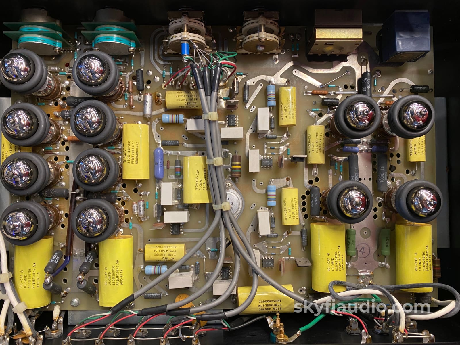 Audio Research Sp-10 - Two Chassis Tube Preamplifier
