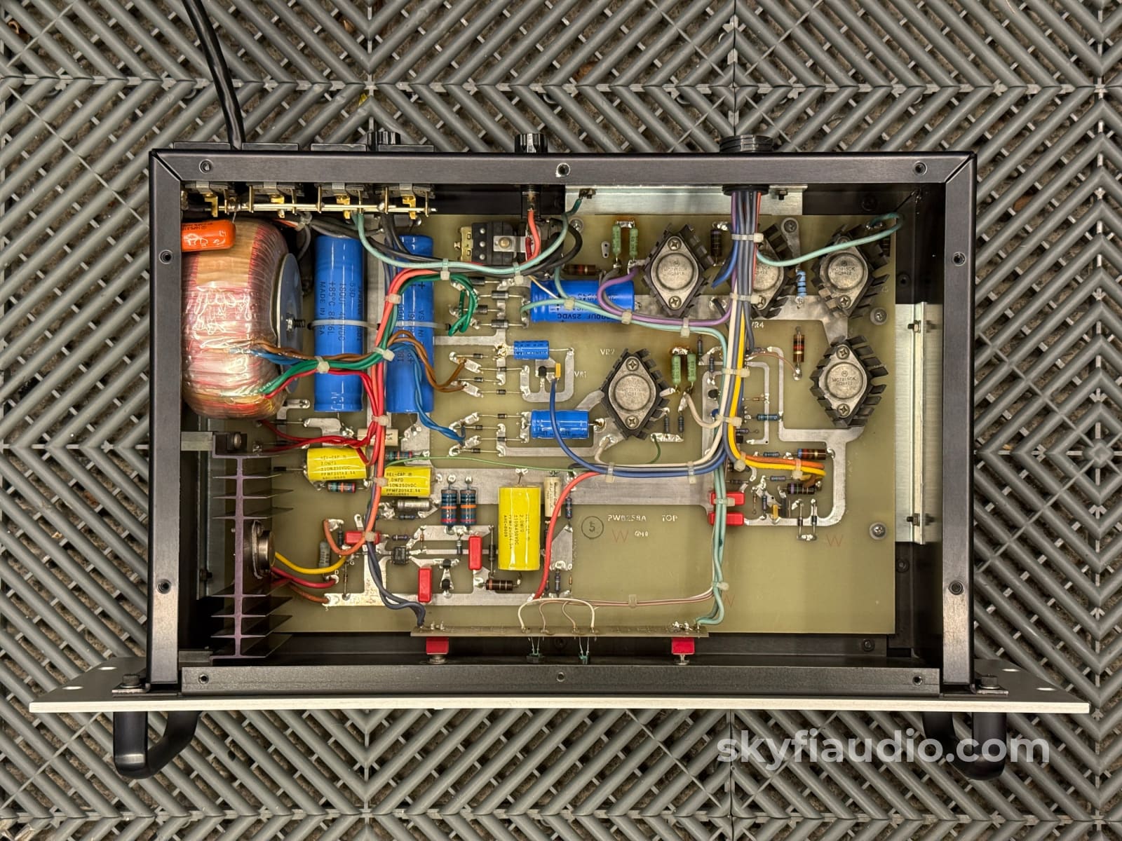 Audio Research SP 11 MKII Vintage Hybrid Preamp Serviced Preamplifier