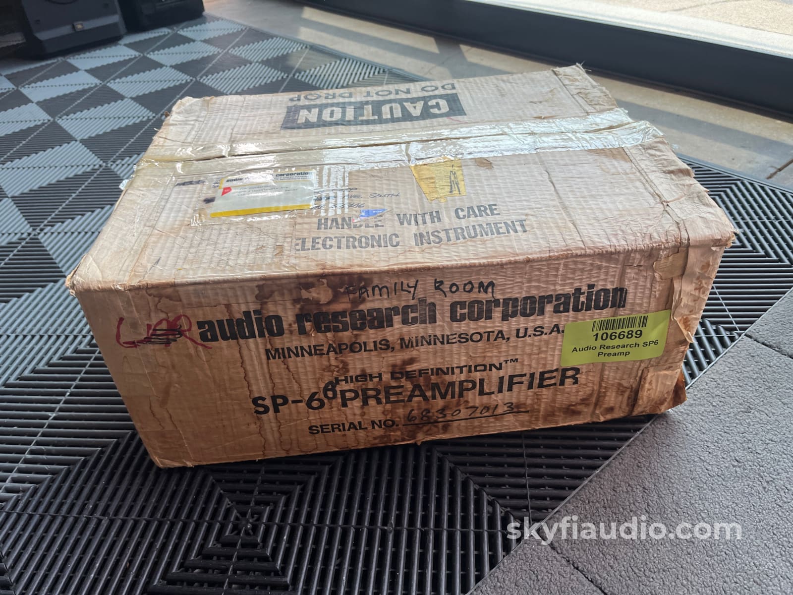 Audio Research SP-6B Vintage Tube Preamp w/ Original Box - Serviced Preamplifier