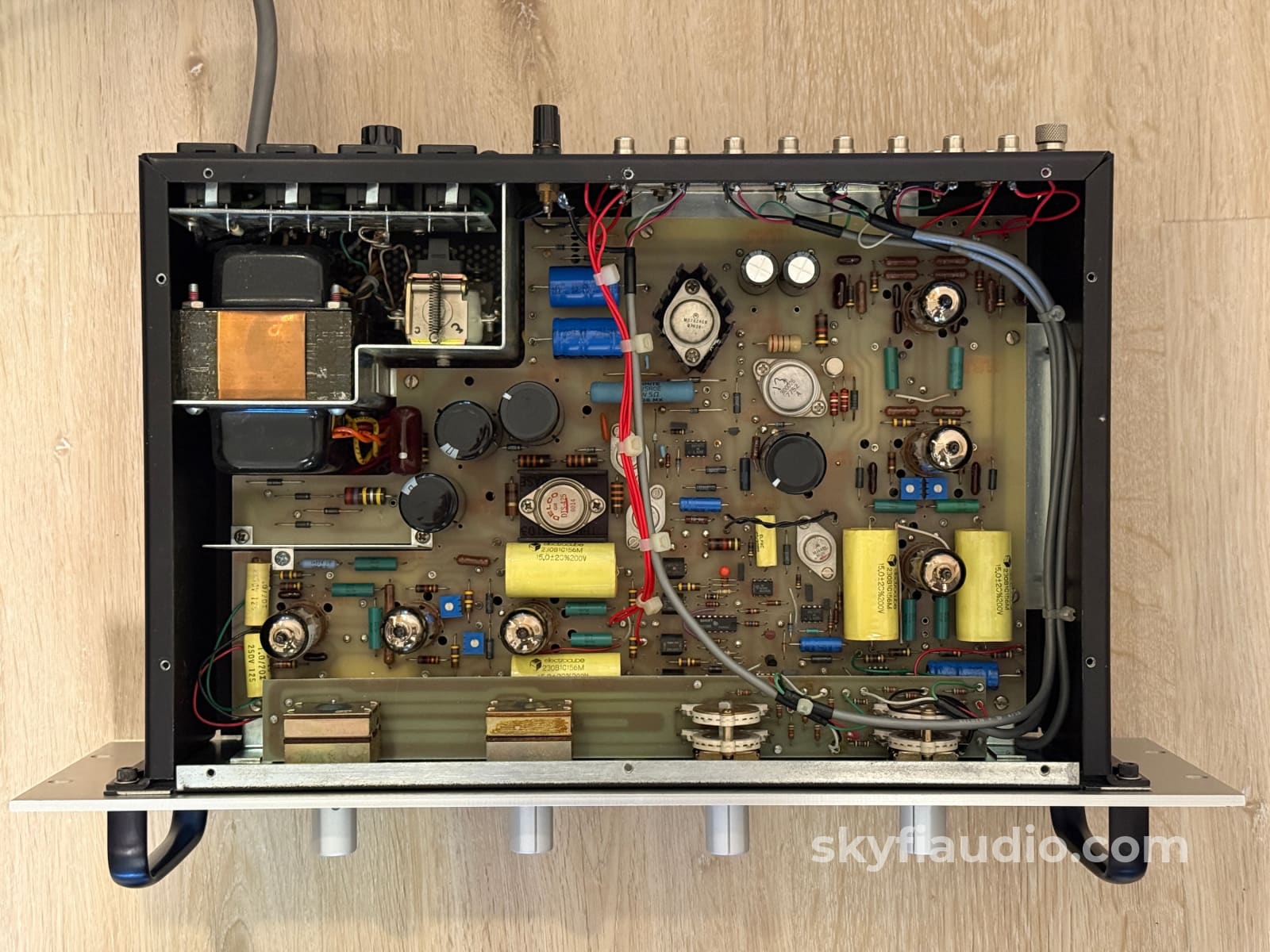 Audio Research SP-6B Vintage Tube Preamp w/ Original Box - Serviced Preamplifier