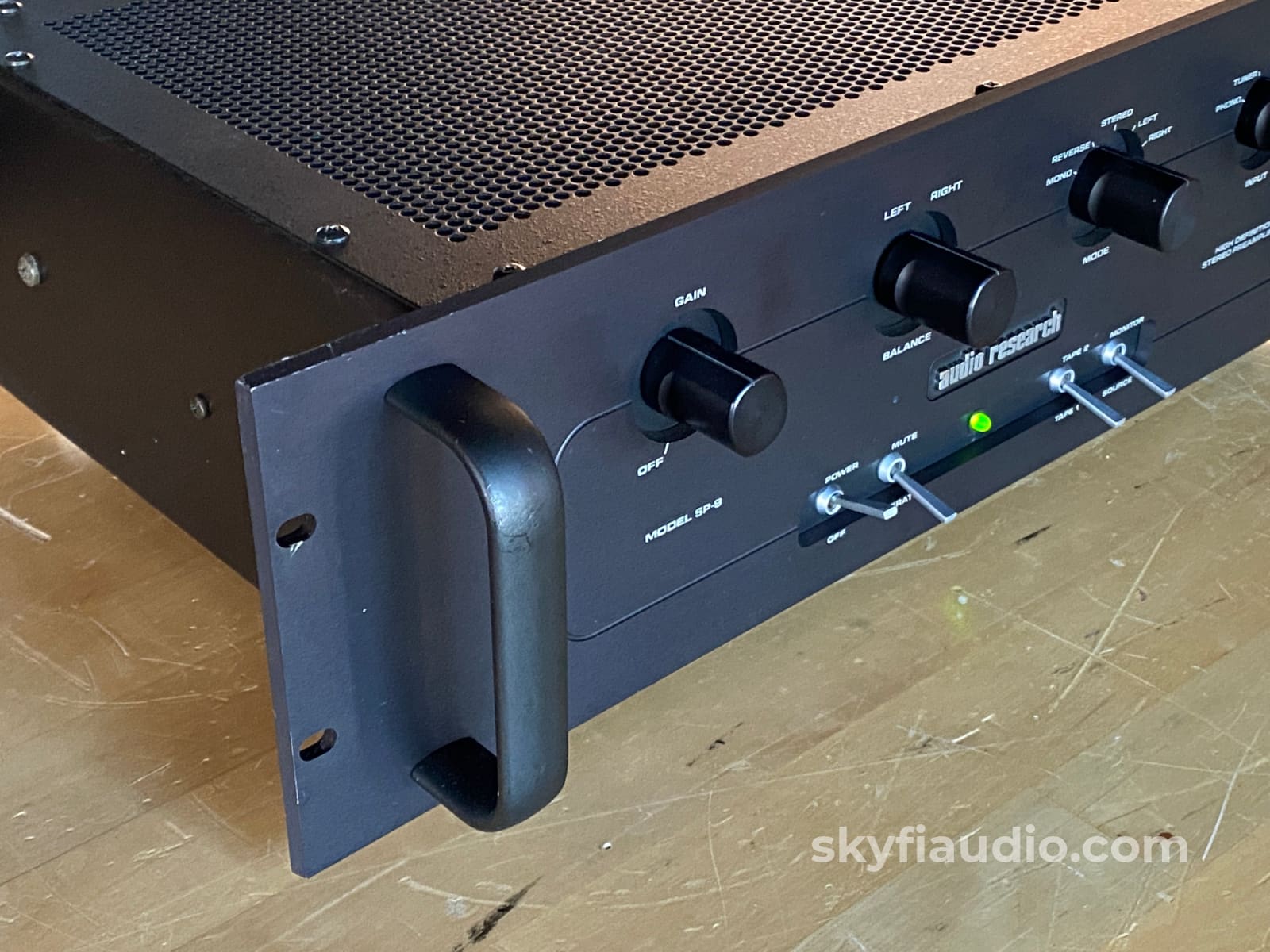 Audio Research Sp9 Mkii Tube /Solid State Hybrid Preamp With Phono Input Preamplifier