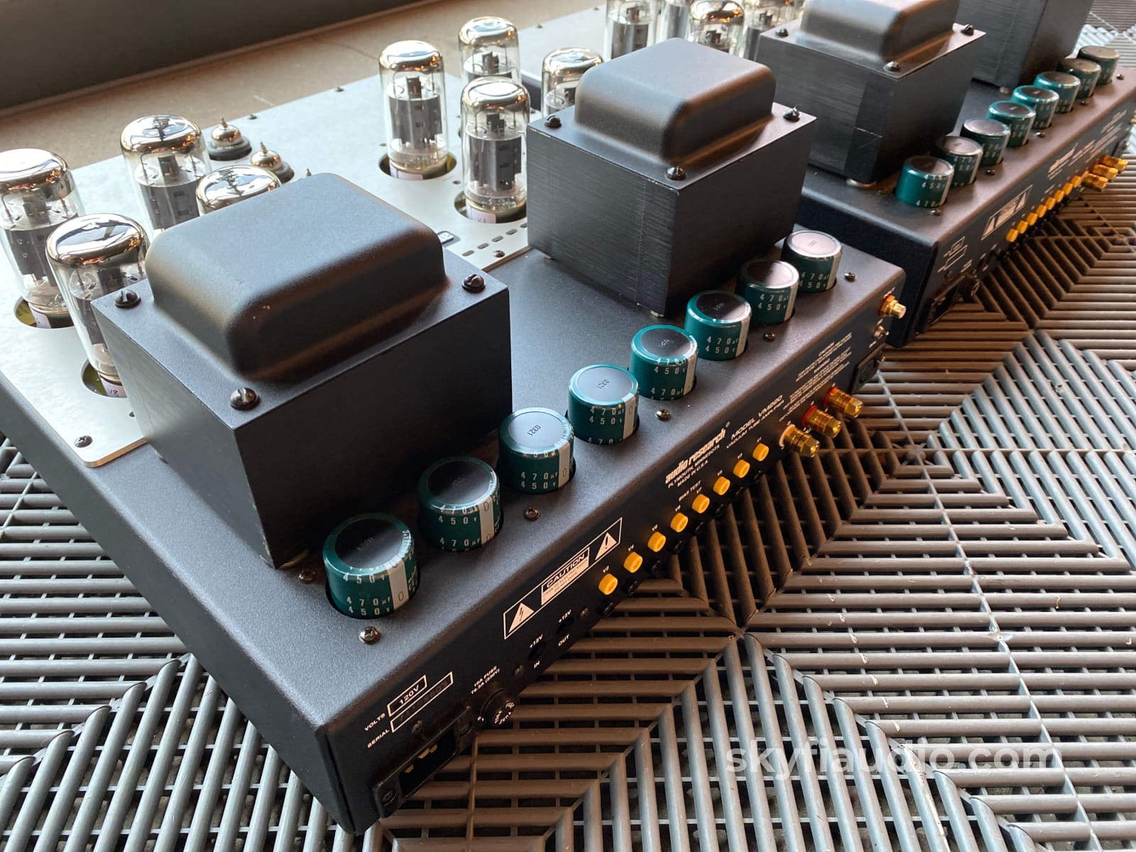 Audio Research Vm220 Tube Monoblock Amplifiers Amplifier
