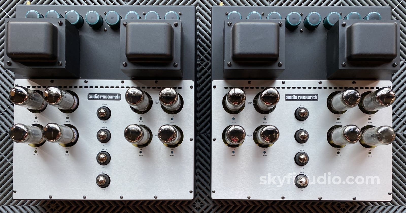 Audio Research Vm220 Tube Monoblock Amplifiers Amplifier