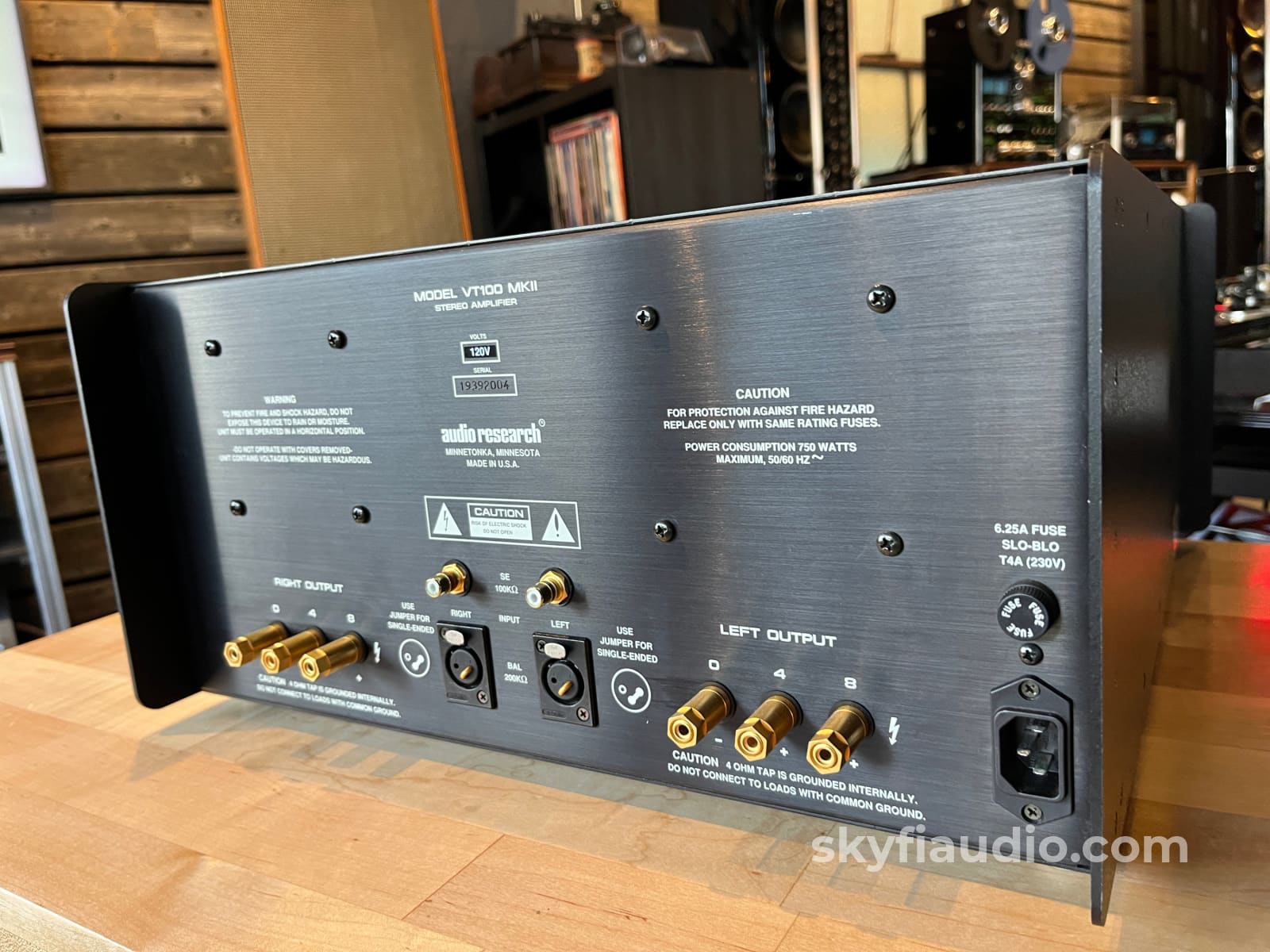 Audio Research VT100 MKII Tube Amplifier - Serviced + New Tubes - Amplifier