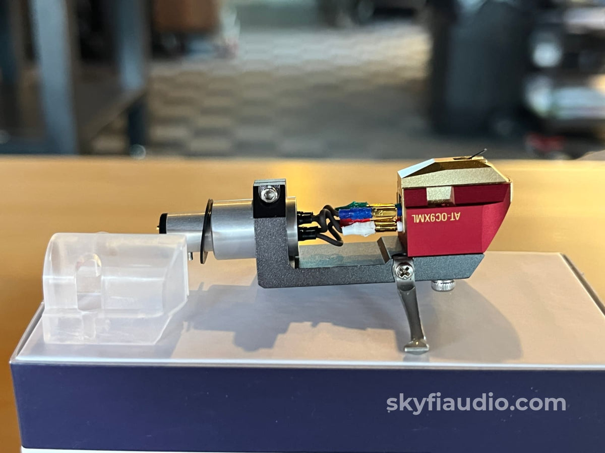 Audio Technica AT-OC9XML MC Cartridge W/ AT-LH13H Head Shell - For Technics Tables - Phono Cartridge