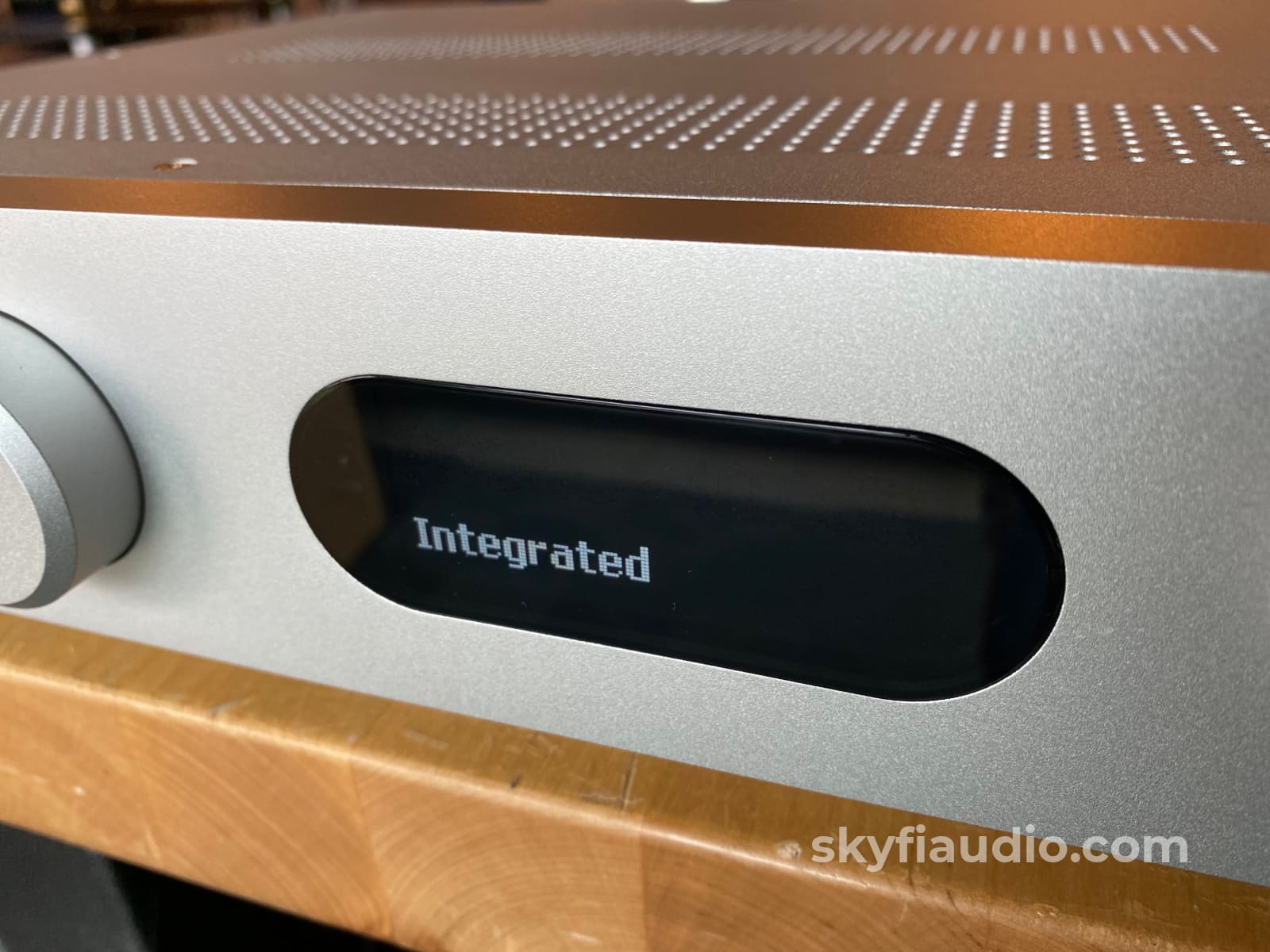 Audiolab 8300A Integrated Amplifier W/Phono