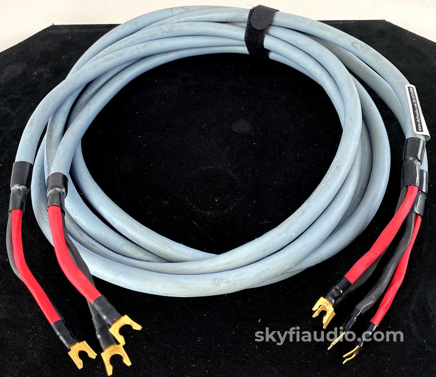 Audioquest Crystal Hyperlitz Speaker Cable Pair - 8 Cables