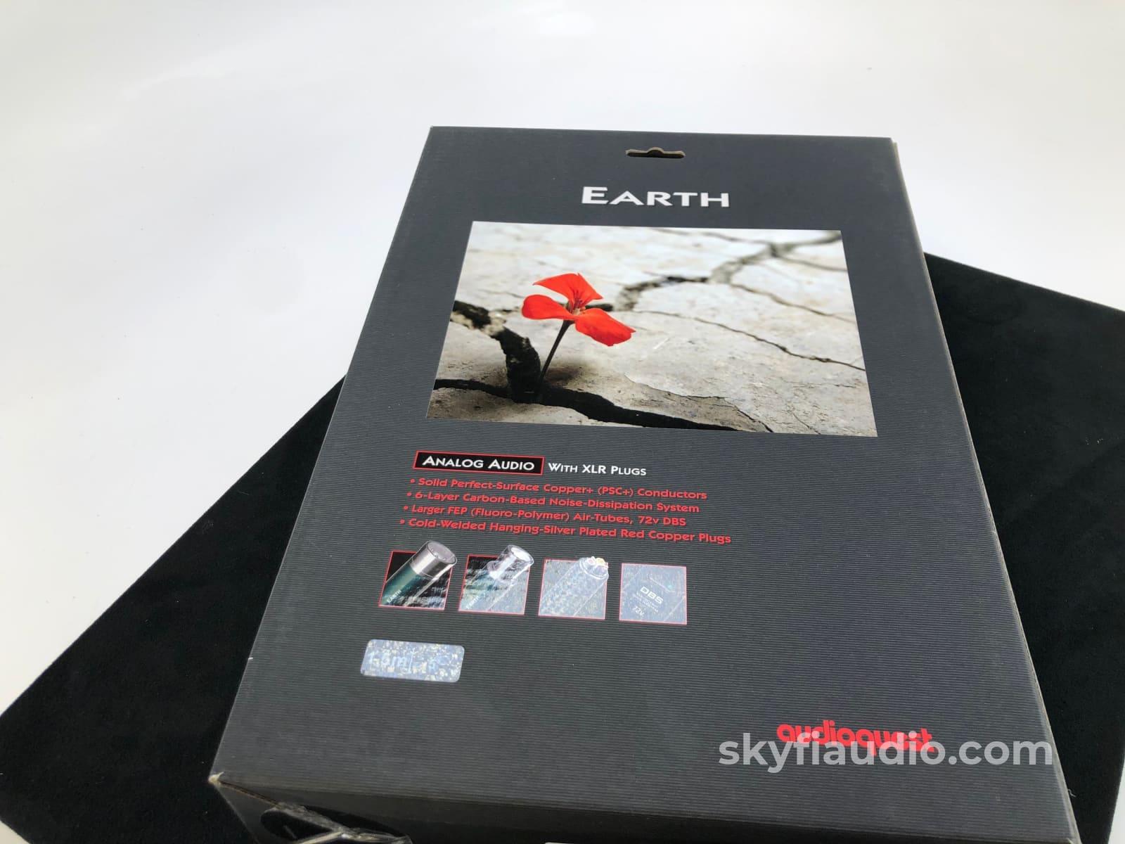 AudioQuest Elements Series - Earth XLR Cable with 72V DBS - NEW IN BOX