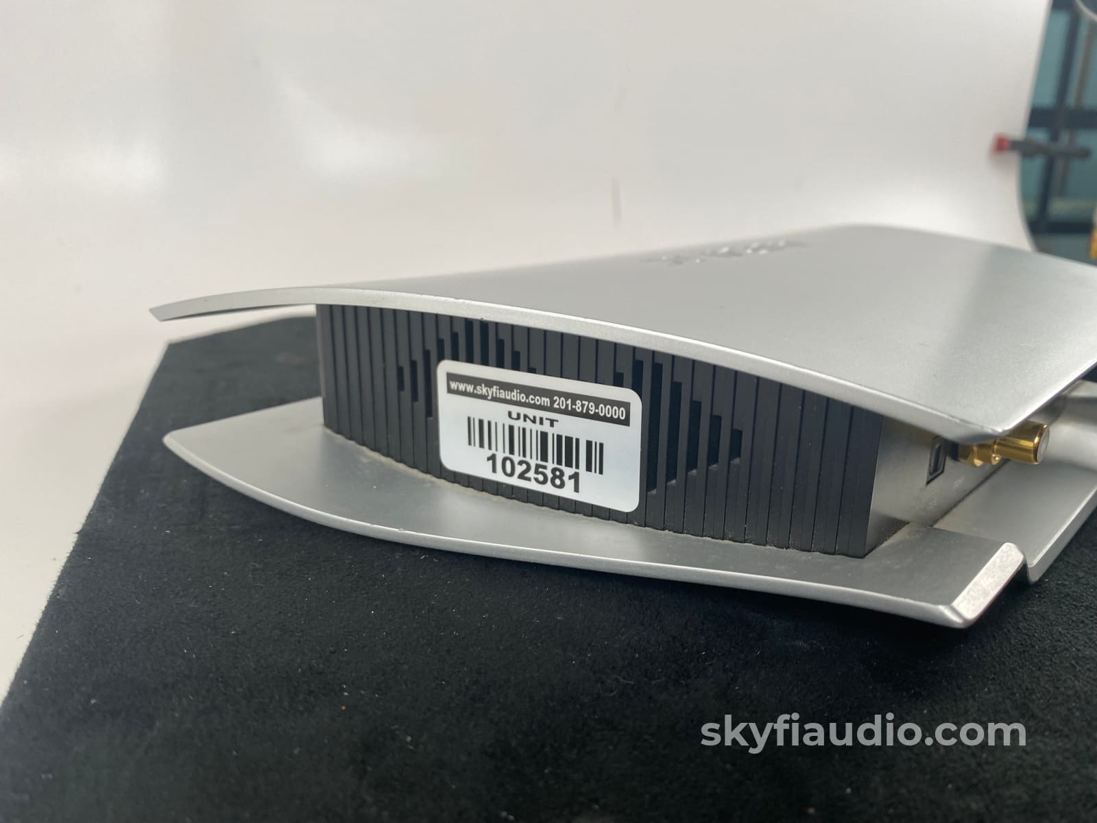 Auralic Aries Hi-Res Network Streamer And Dac Up To 32-Bit / 384 Khz Dsd256 Cd + Digital