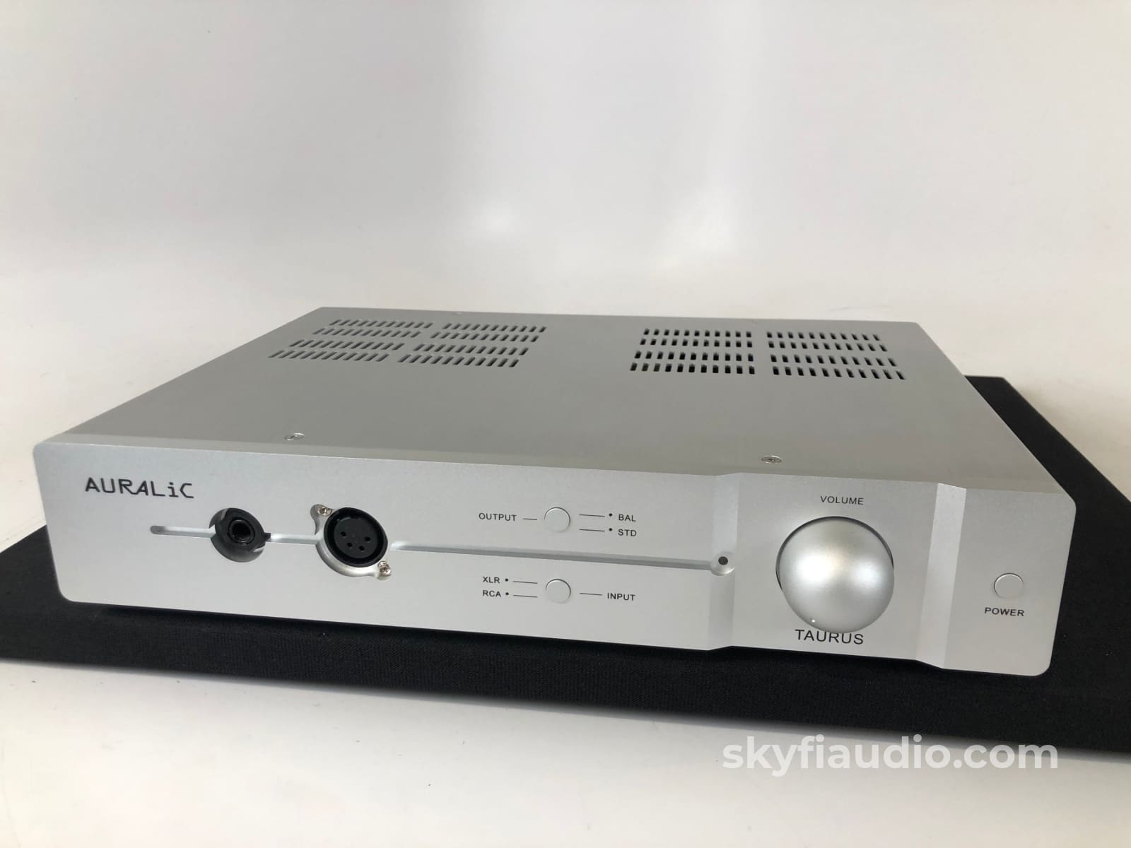 Auralic Taurus Headphone Amplifier/Preamplifier Amplifier