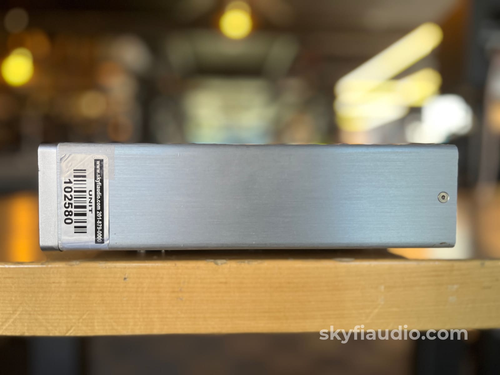 AURALiC VEGA Digital Preamp and DAC (32-Bit, 384kHz, DSD/DXD)