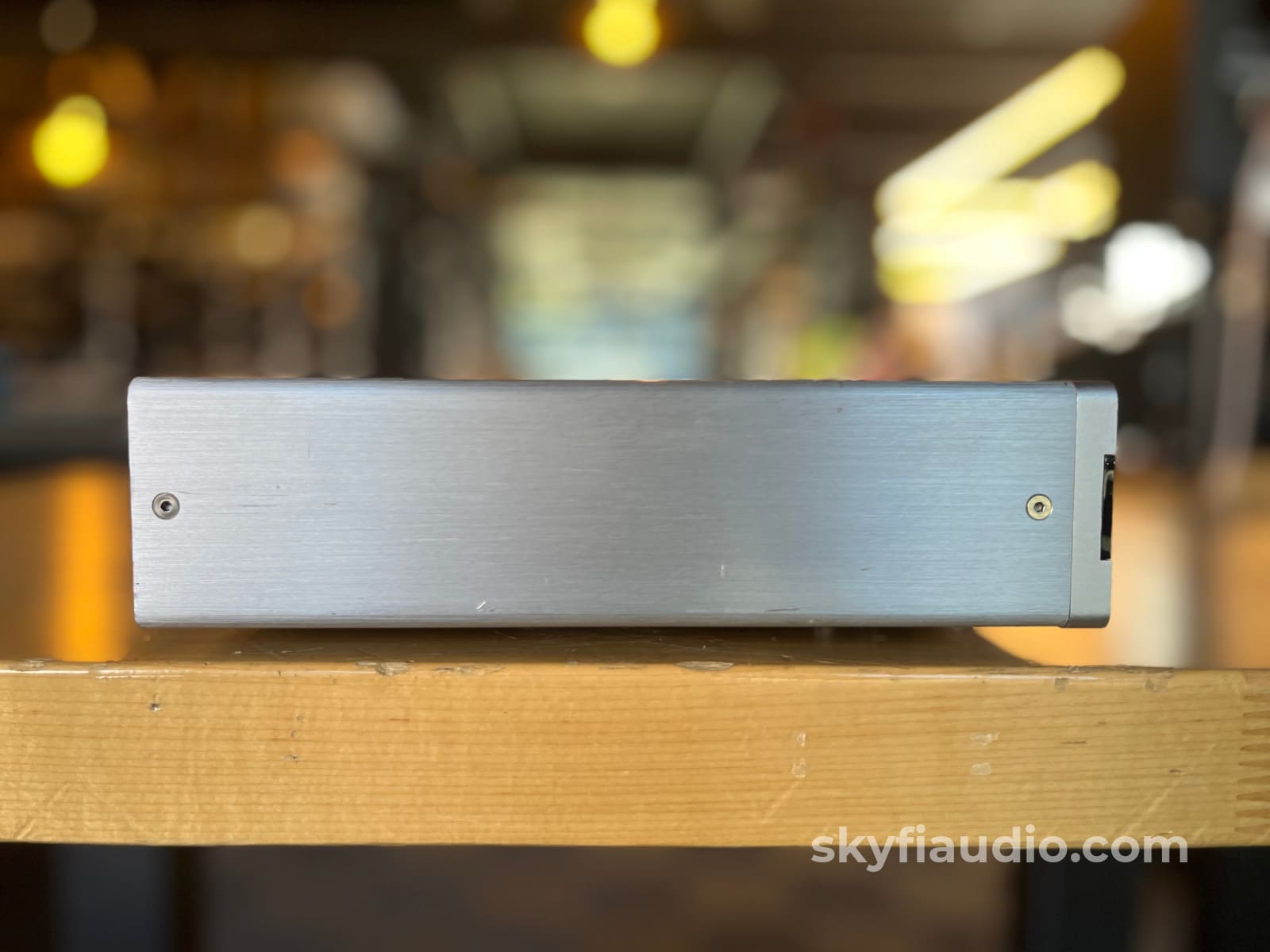 AURALiC VEGA Digital Preamp and DAC (32-Bit, 384kHz, DSD/DXD)