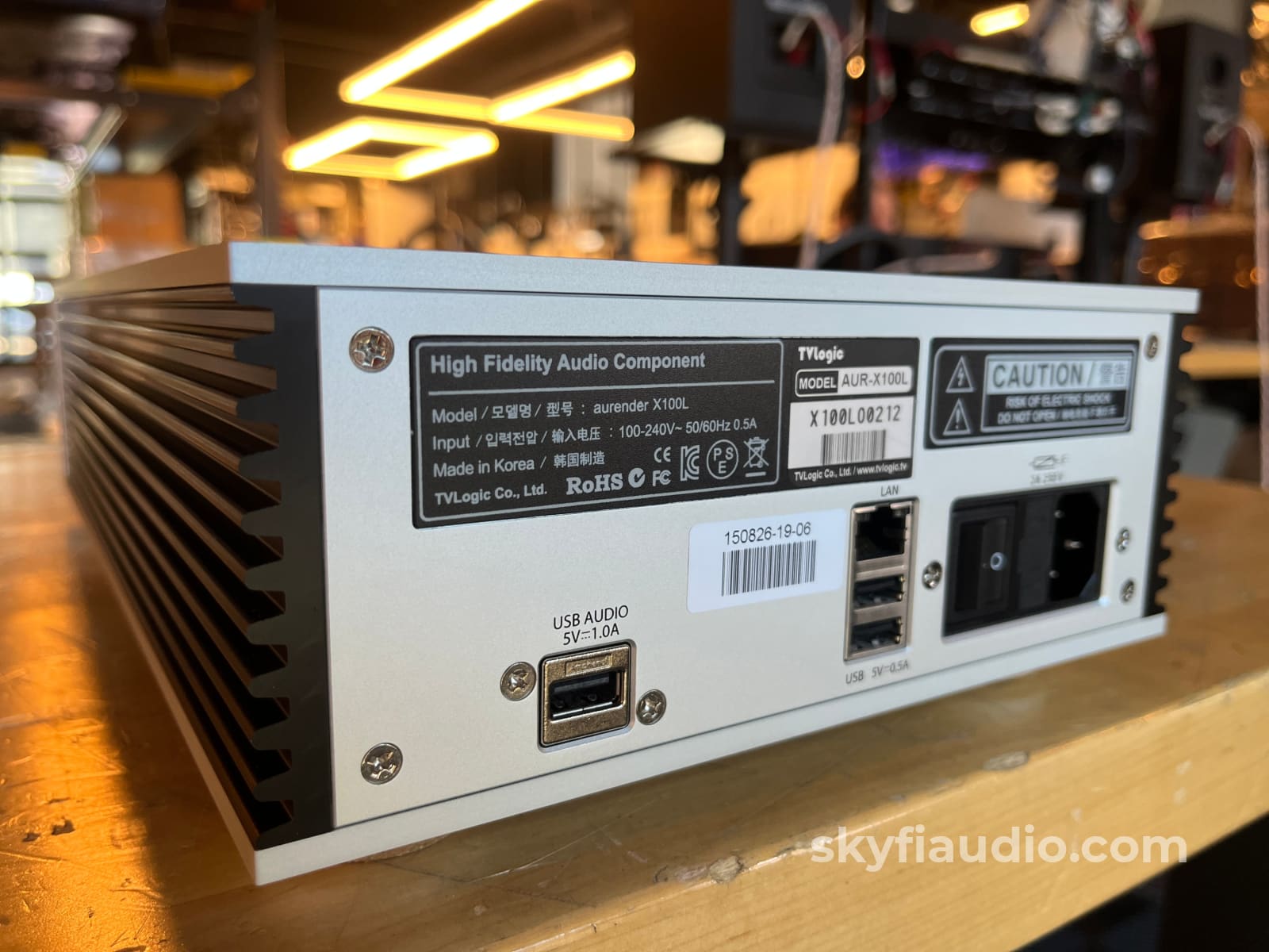 Aurender AUR-X100L Digital Network Transport with 12TB Storage CD + Digital