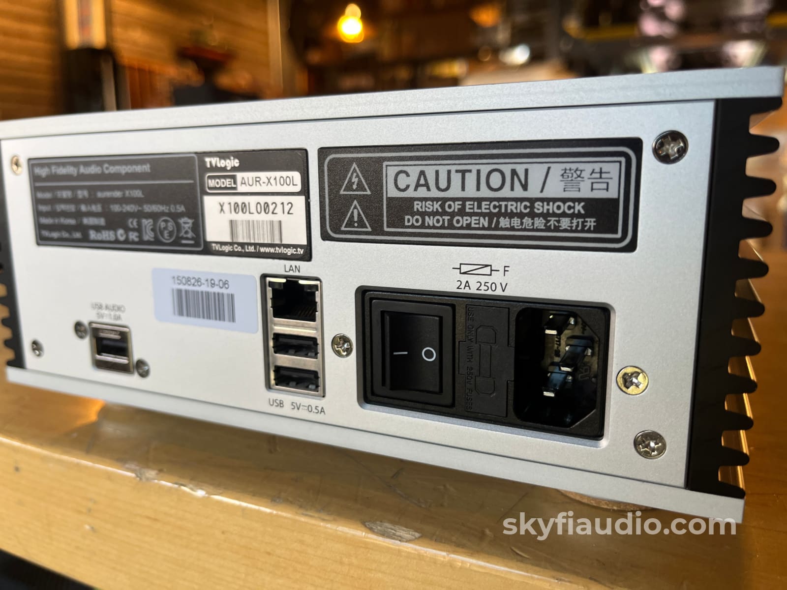 Aurender AUR-X100L Digital Network Transport with 12TB Storage CD + Digital