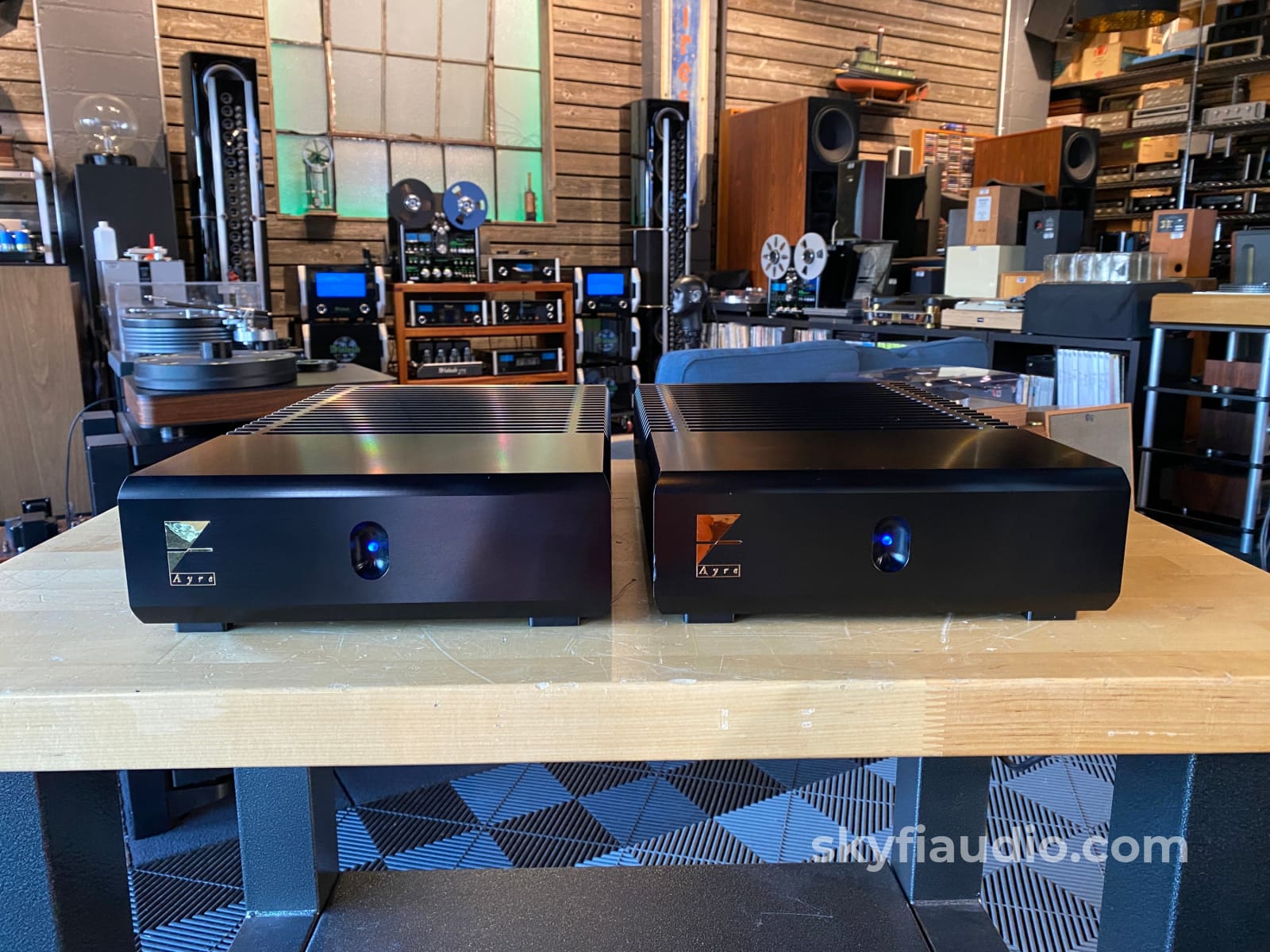 Ayre Acoustics Mx-R Monoblock Amplifiers - Just Serviced By Amplifier