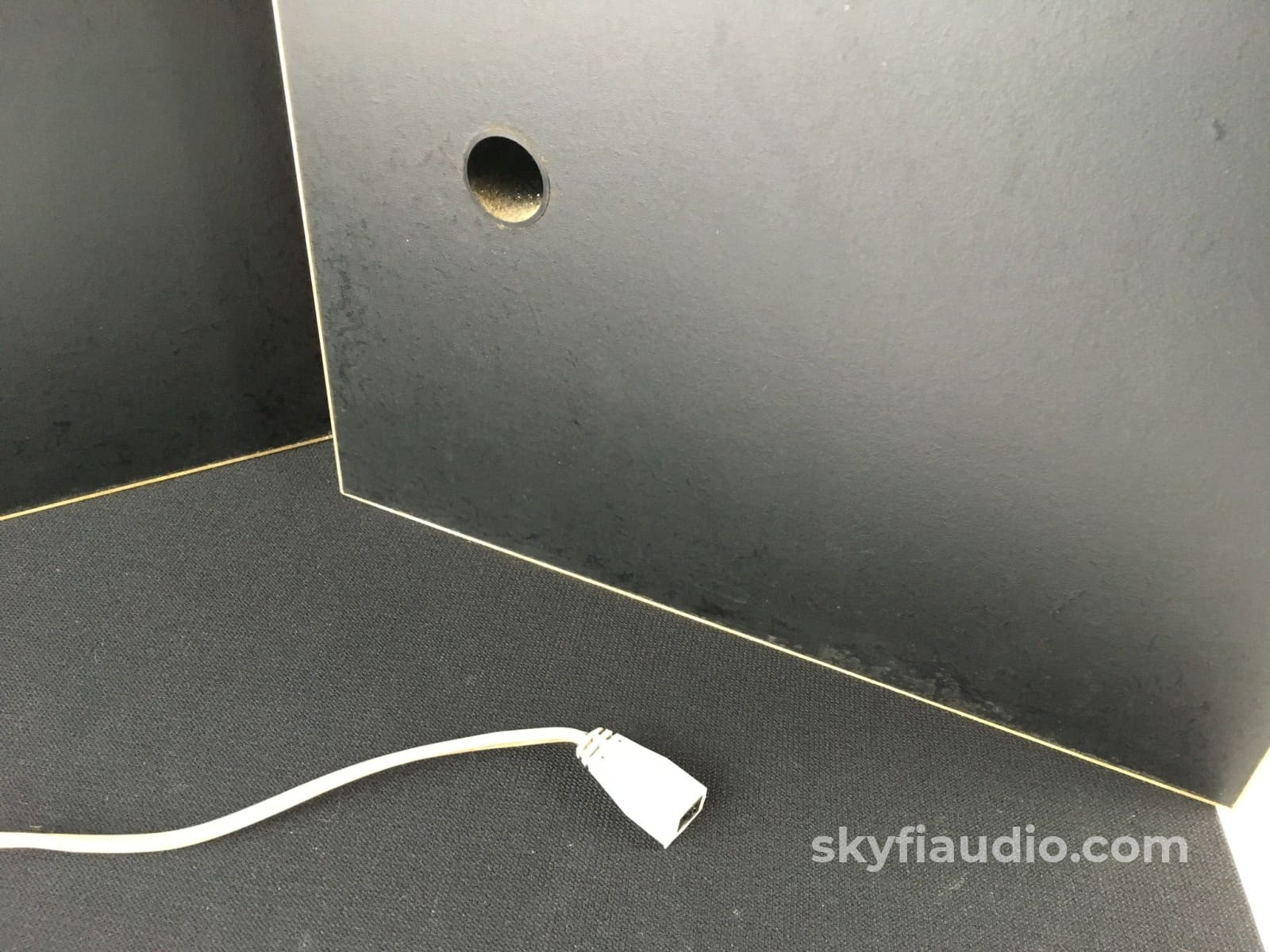 Bang & Olufsen BEOVOX S45-2 現状品 ジャンク扱い B&O (Bang & Olufsen) Beovox S45-2 Speakers
