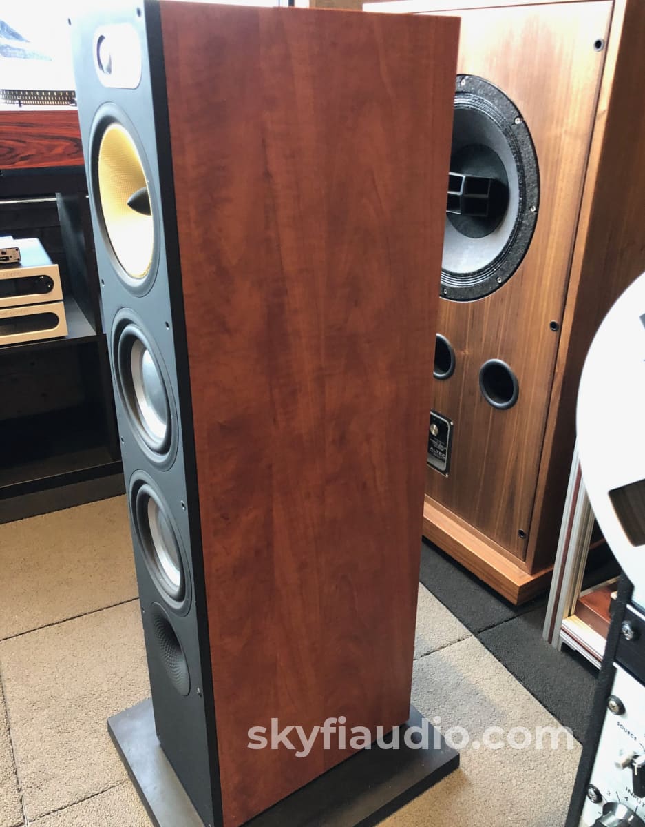 B&W (Bowers And Wilkins) 600 Series - 683 Floorstanding Three-Way Speakers