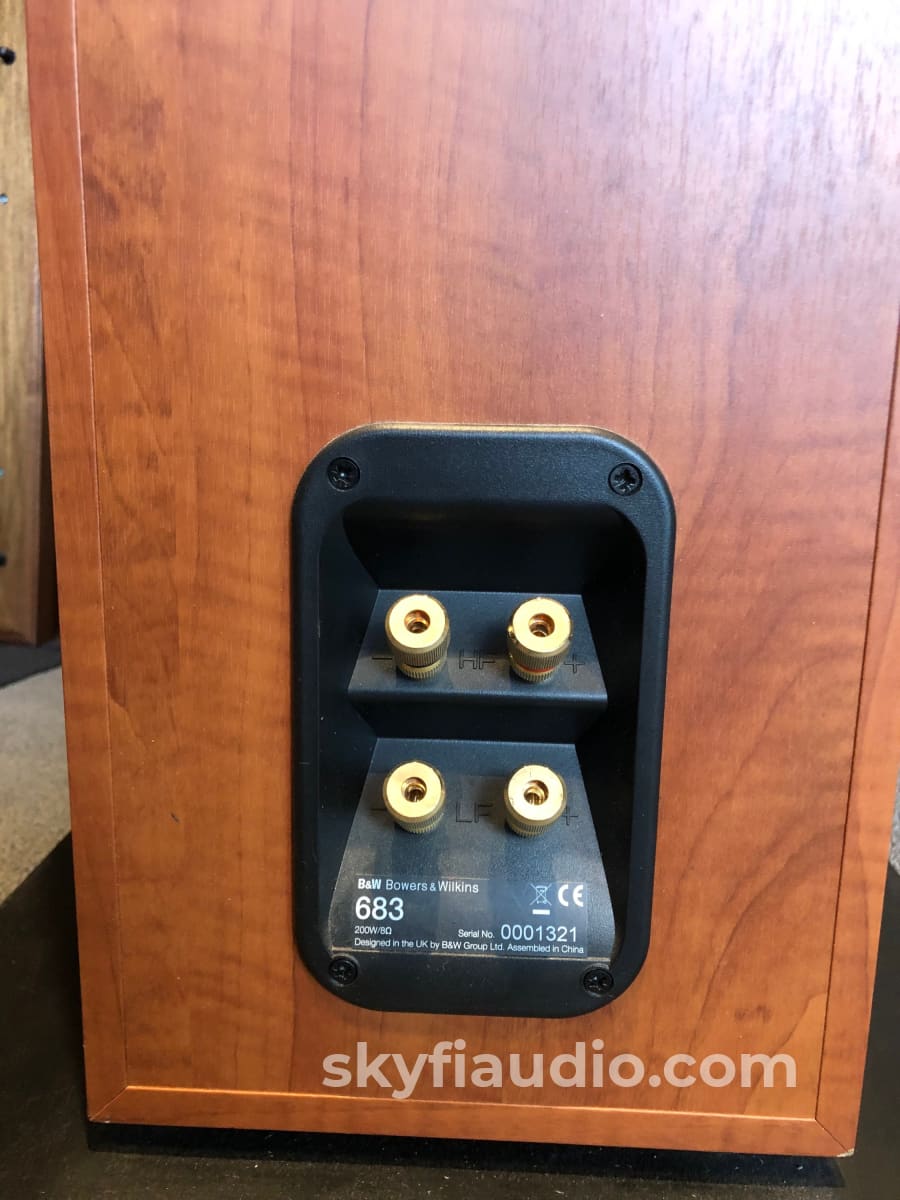 B&W (Bowers And Wilkins) 600 Series - 683 Floorstanding Three-Way Speakers