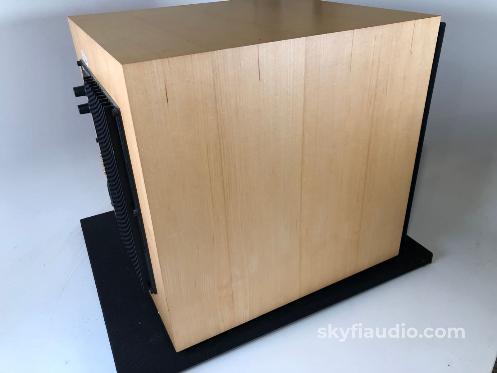 B&W (Bowers And Wilkins) Asw Cm Active Subwoofer - 500W Speakers