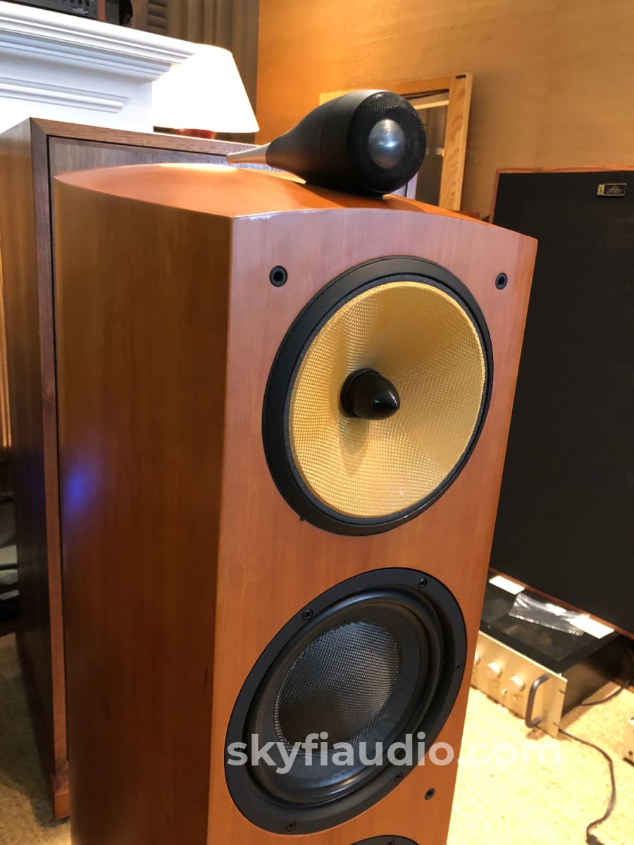 B&W (Bowers And Wilkins) Nautilus 803 Speakers In Cherry