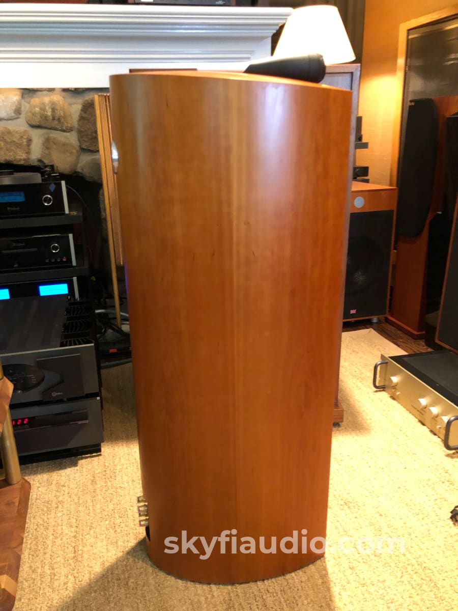 B&W (Bowers And Wilkins) Nautilus 803 Speakers In Cherry