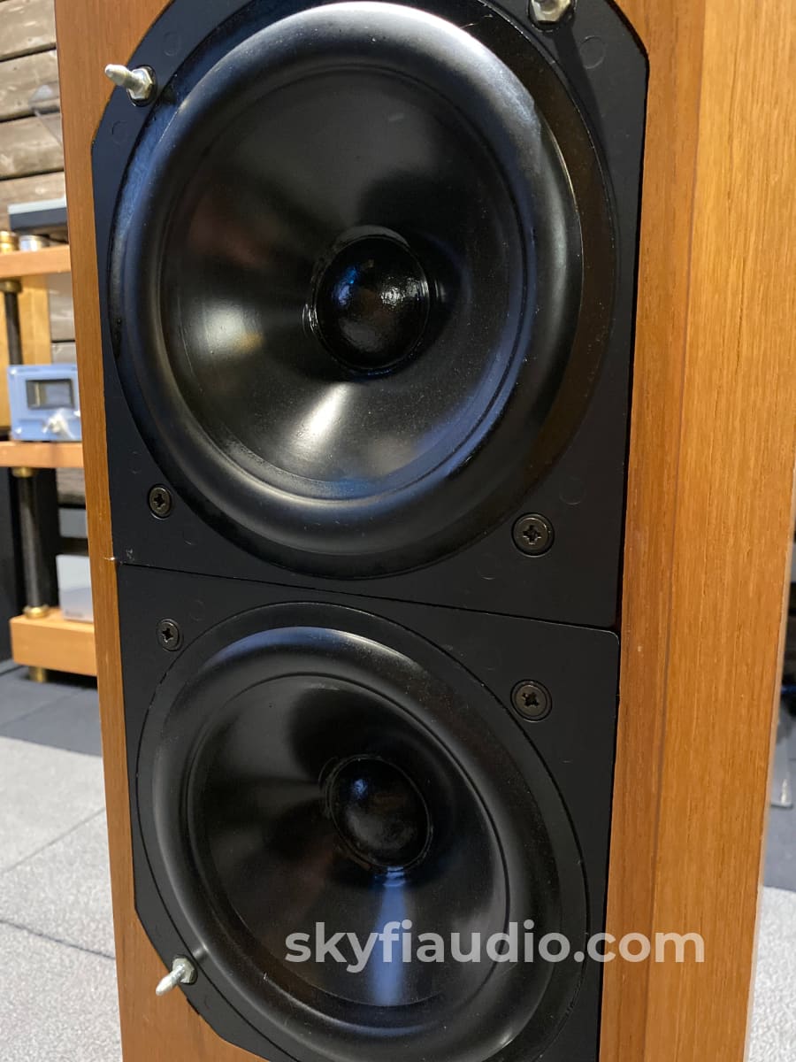 B&W (Bowers & Wilkins) 802 Series 80 Vintage Speakers - Working Perfectly
