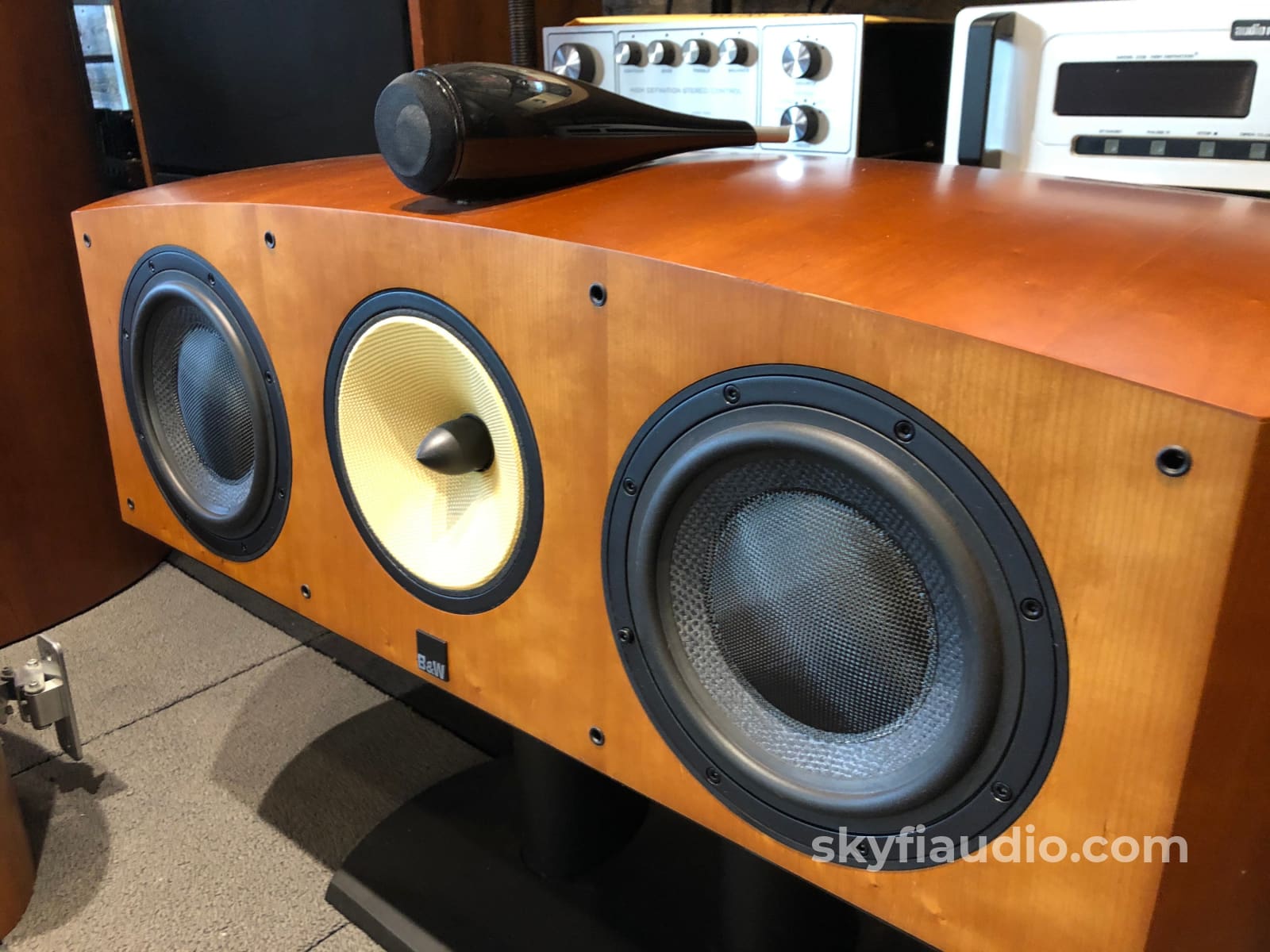B&W (Bowers & Wilkins) 803D (Diamond) Speaker Theater Package Speakers