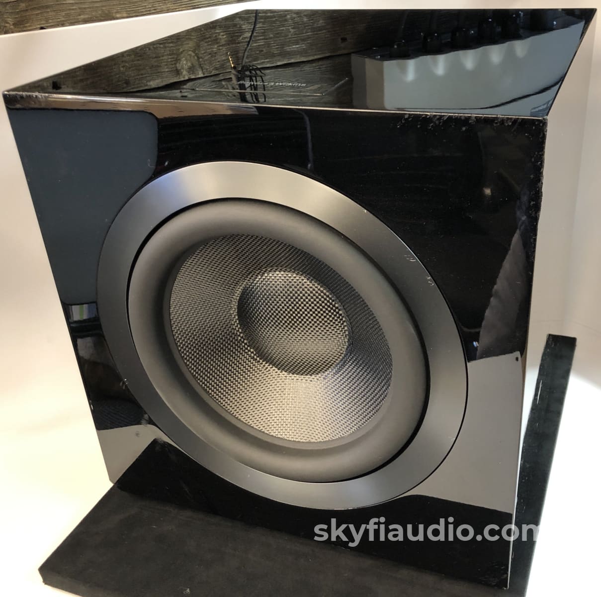 B&W (Bowers & Wilkins) Db4S Subwoofer - Latest Model Bluetooth Speakers